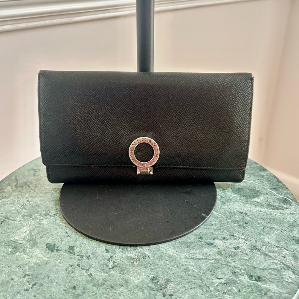 BVLGARI vintage black leather long wallet with silver BVLGARI logo clip.